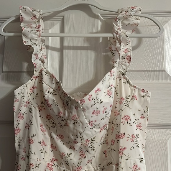 FLORAL RUFFLE STRAP DRESS - Picture 7 of 11